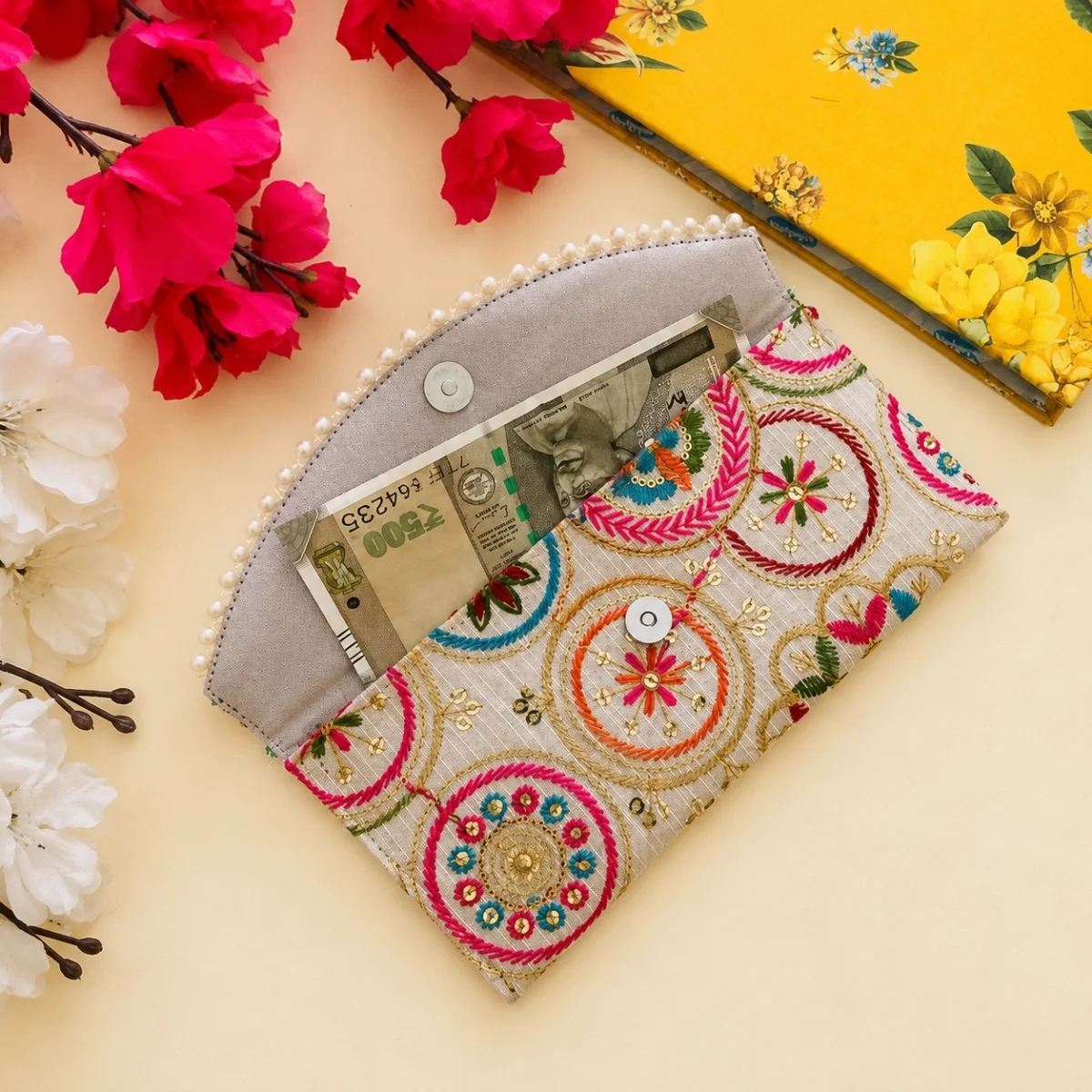 Single Shagun Envelope – A Thoughtful Way to Present Your Blessings